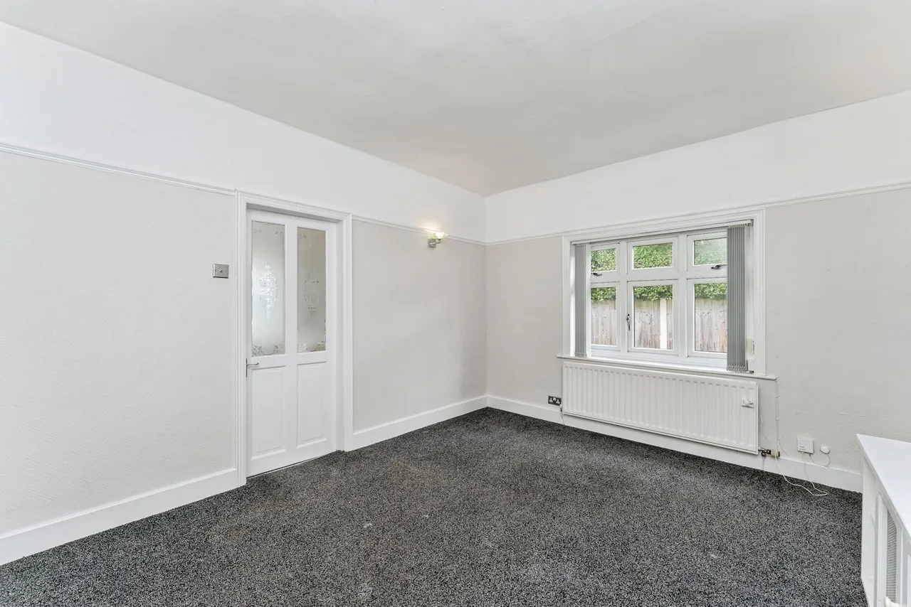 Upper Raby Road, Neston, CH64, photo 13