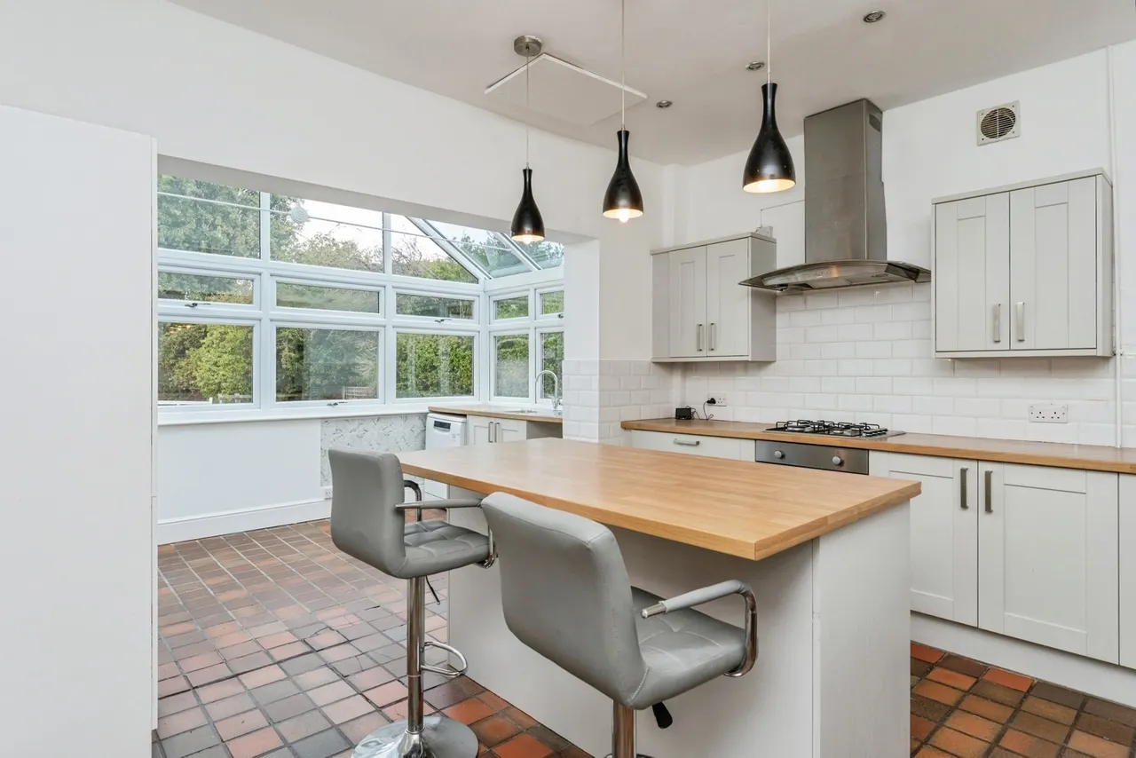 Upper Raby Road, Neston, CH64, photo 7