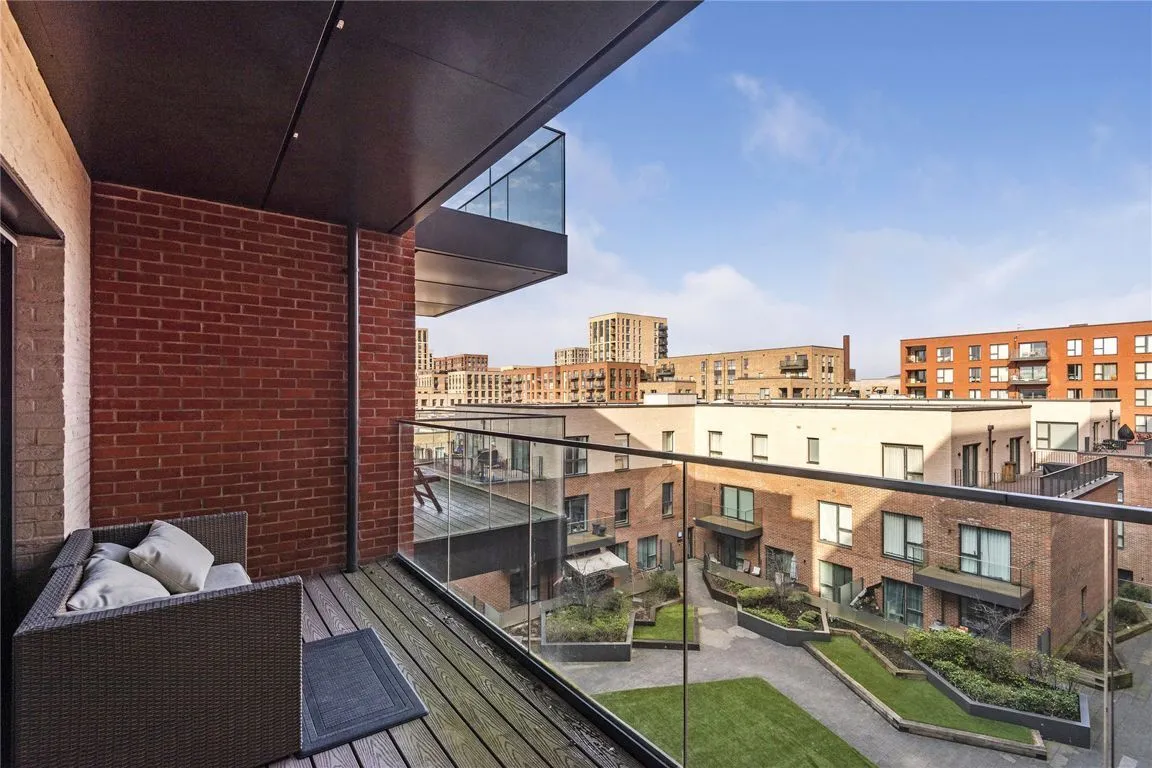Thonrey Close, Colindale, photo 4