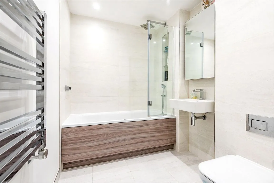 Thonrey Close, Colindale, photo 5