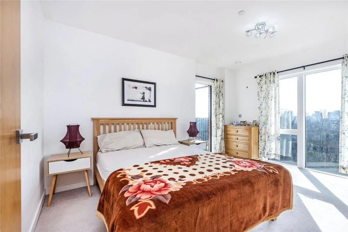 Thonrey Close, Colindale, photo 6