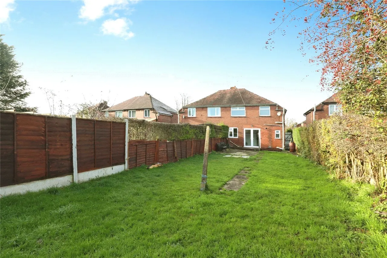 Nutfield Avenue, Crewe, Cheshire, CW1, photo 9
