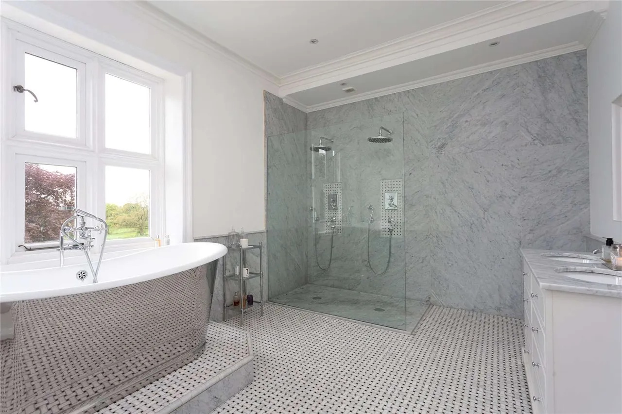 Ling Lane, Scarcroft, Leeds, LS14 3HY, photo 12