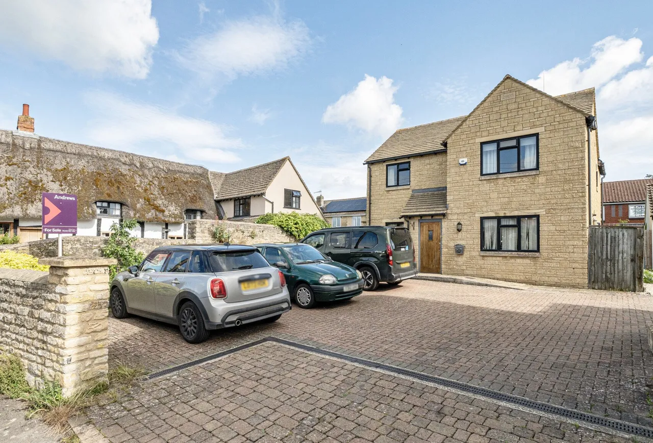 Station Road, Gloucestershire, Bishops Cleeve, GL52 8HJ, photo 18