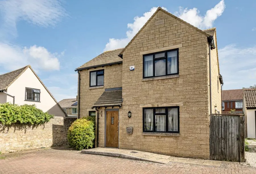 Station Road, Bishops Cleeve, GL52, photo 5
