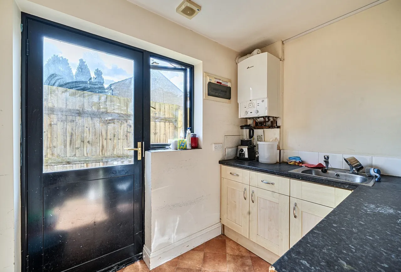 Station Road, Gloucestershire, Bishops Cleeve, GL52 8HJ, photo 14