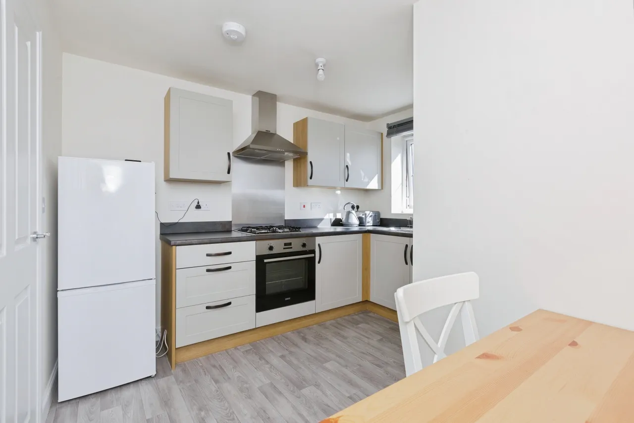 2 bed flat for sale, Tay Road, Leicester, LE19