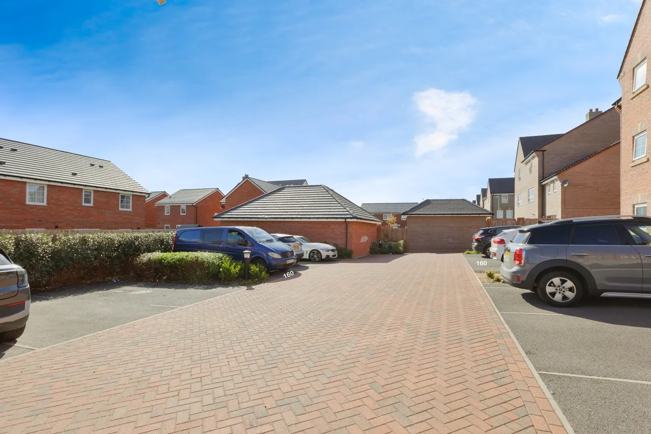 Tay Road, Leicester, LE19, photo 15