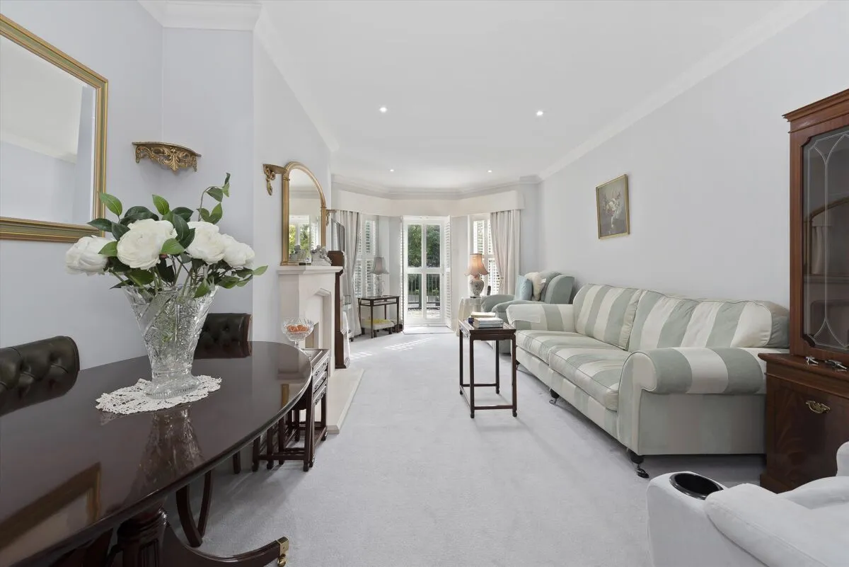 Palmerstone Court, Virginia Water, GU25, photo 6