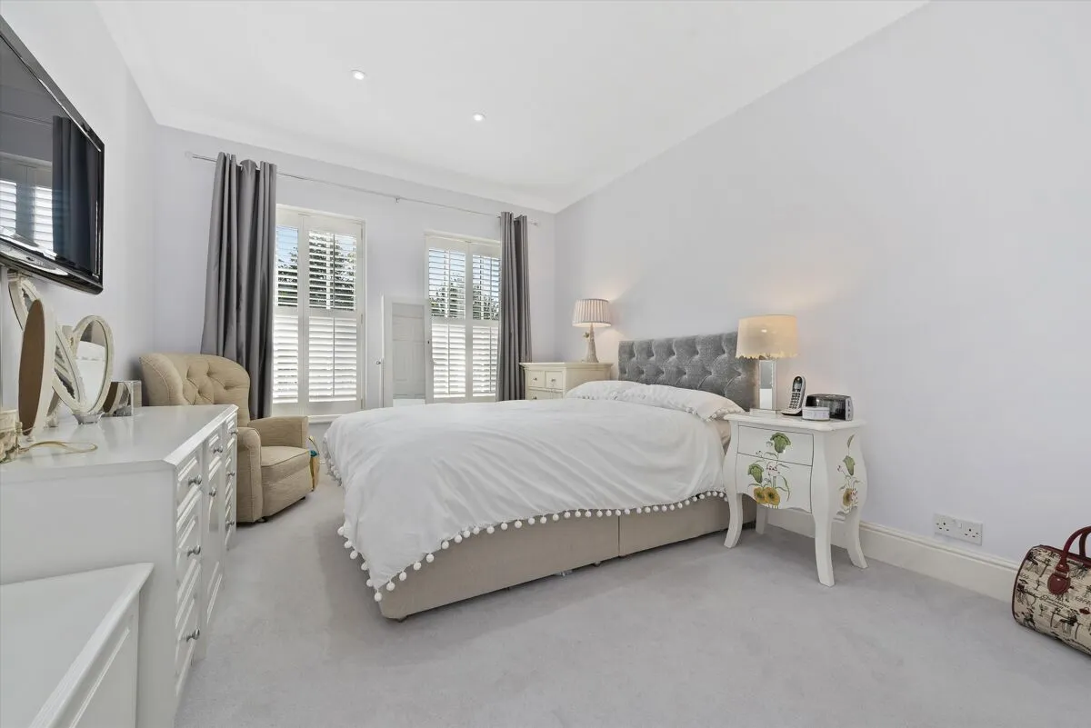 Palmerstone Court, Virginia Water, GU25, photo 8