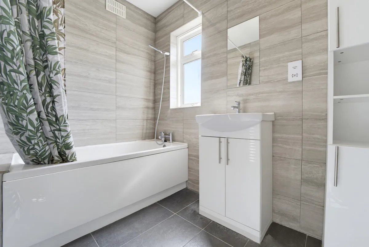 Carlton Avenue West, Wembley, HA0, photo 12
