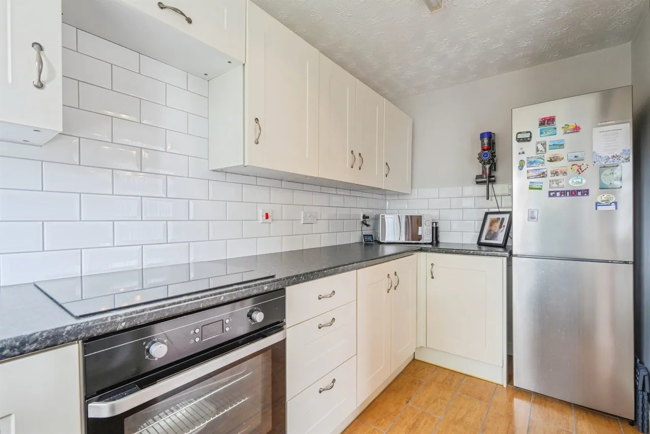 Strathaven Court, Spondon, DE21, photo 7