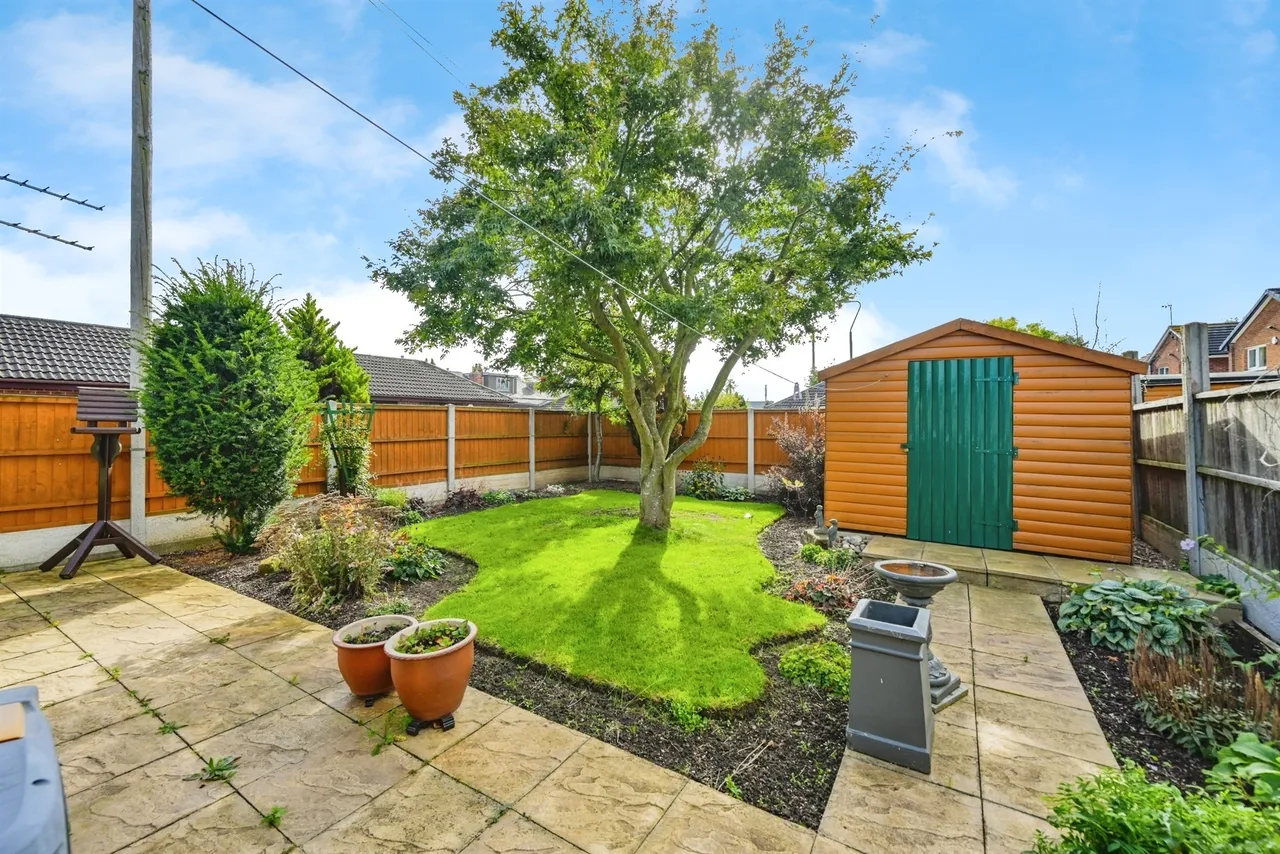 Strathaven Court, Spondon, DE21, photo 15