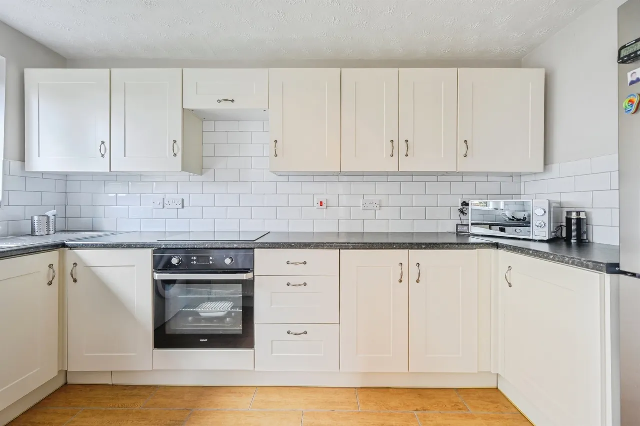 Strathaven Court, Spondon, DE21, photo 6