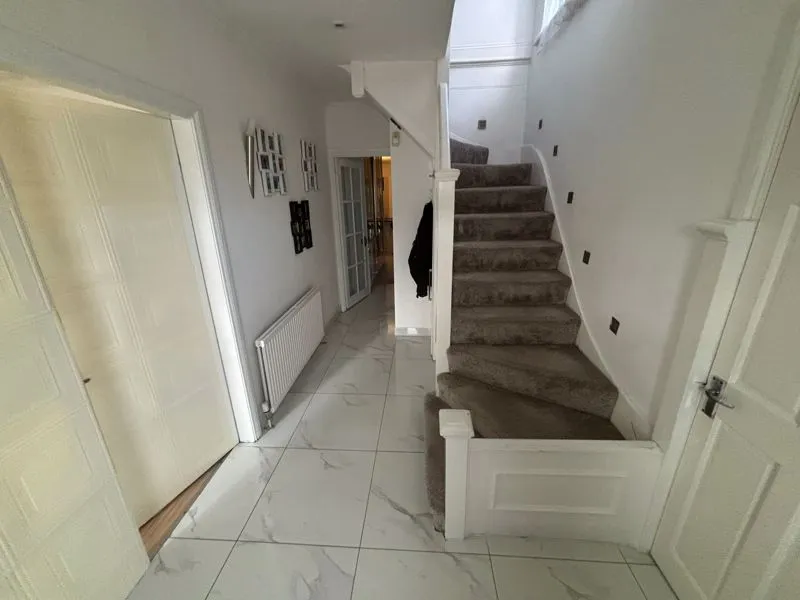 Kings Drive, Edgware HA8 8EE, photo 5