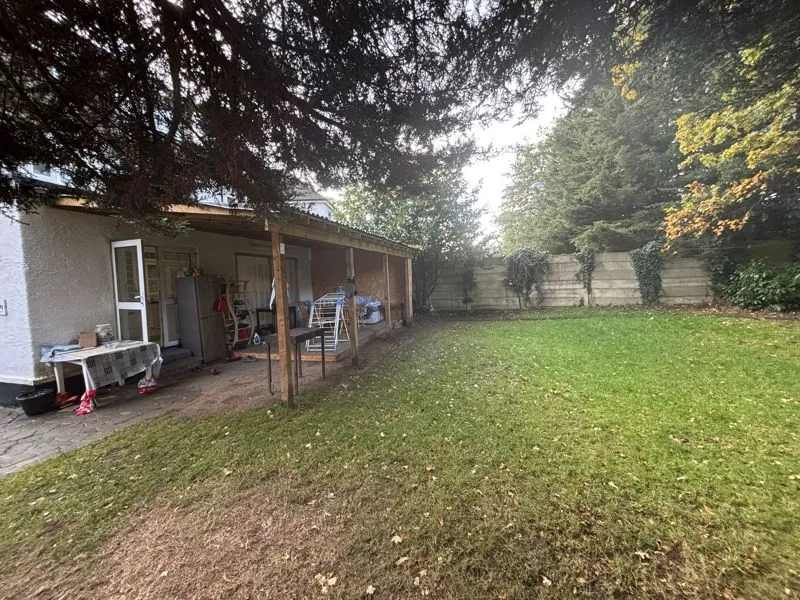 Kings Drive, Edgware HA8 8EE, photo 14