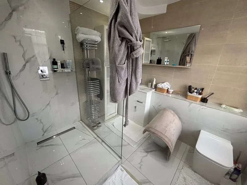 Kings Drive, Edgware HA8 8EE, photo 11