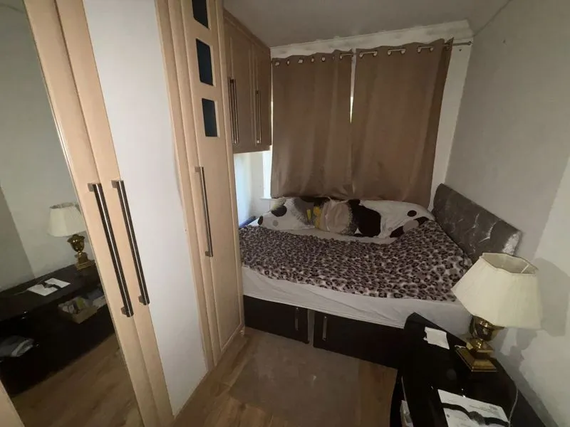 Kings Drive, Edgware HA8 8EE, photo 9