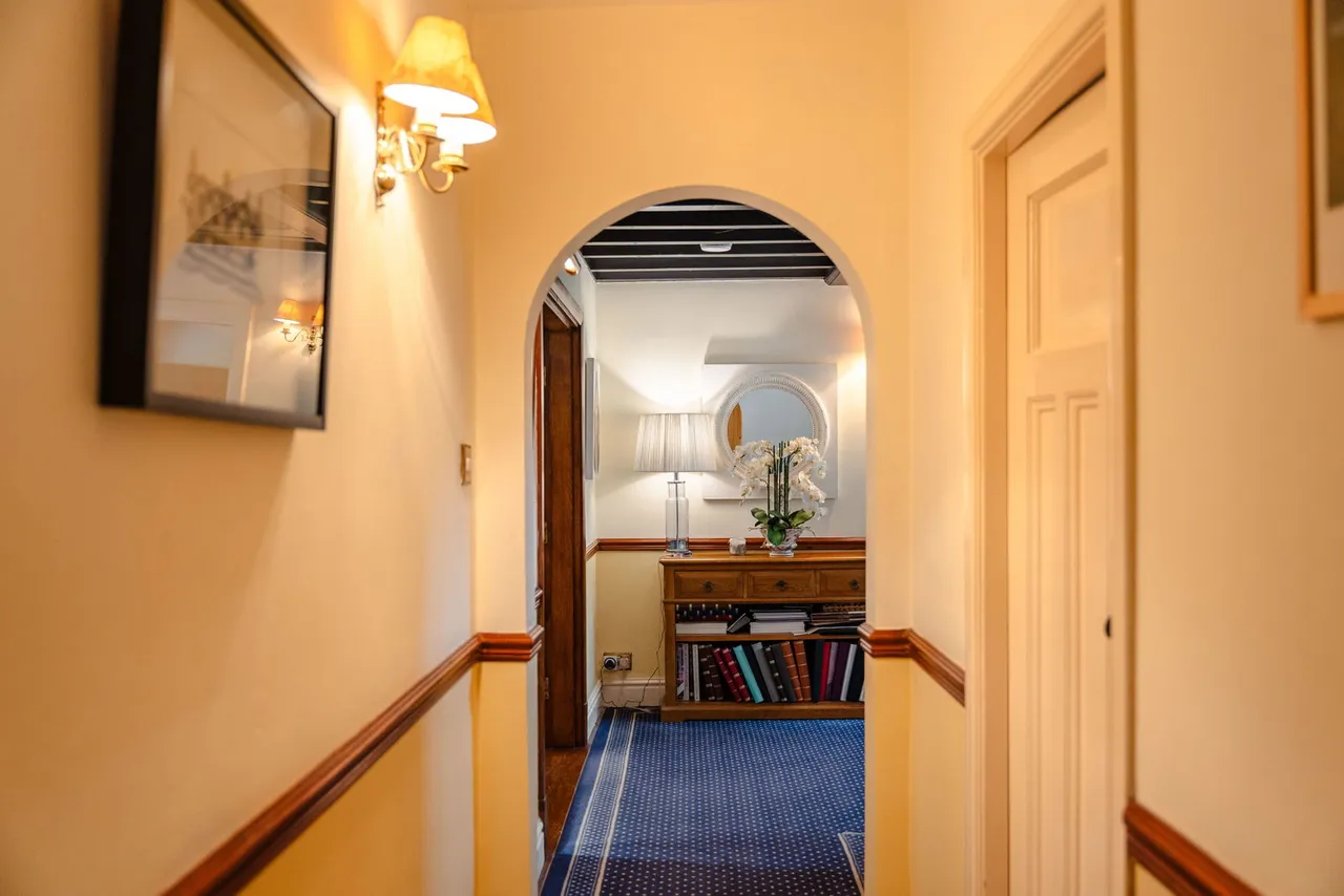 Adlington Road, Wilmslow, photo 6