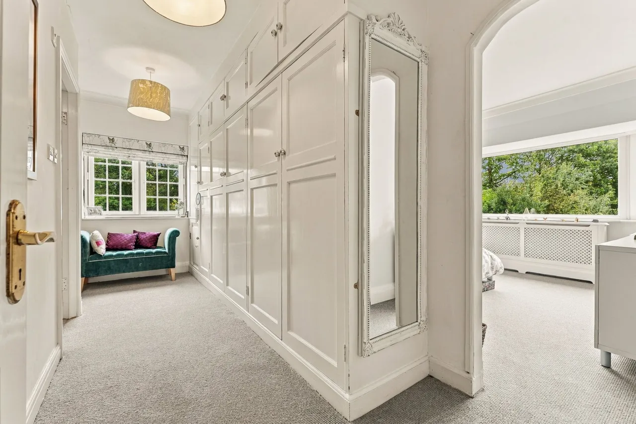 Adlington Road, Wilmslow, photo 47