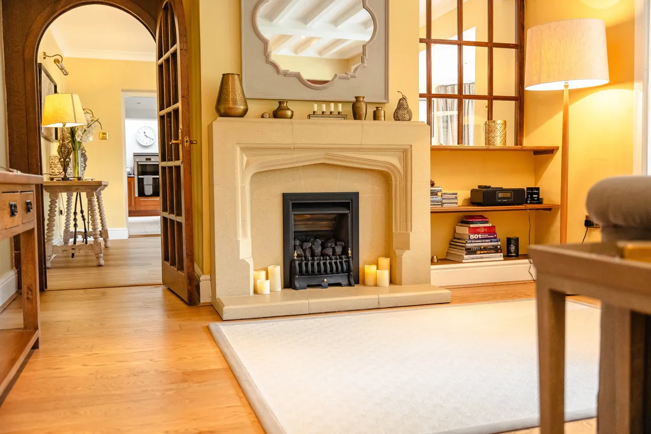 Adlington Road, Wilmslow, photo 13