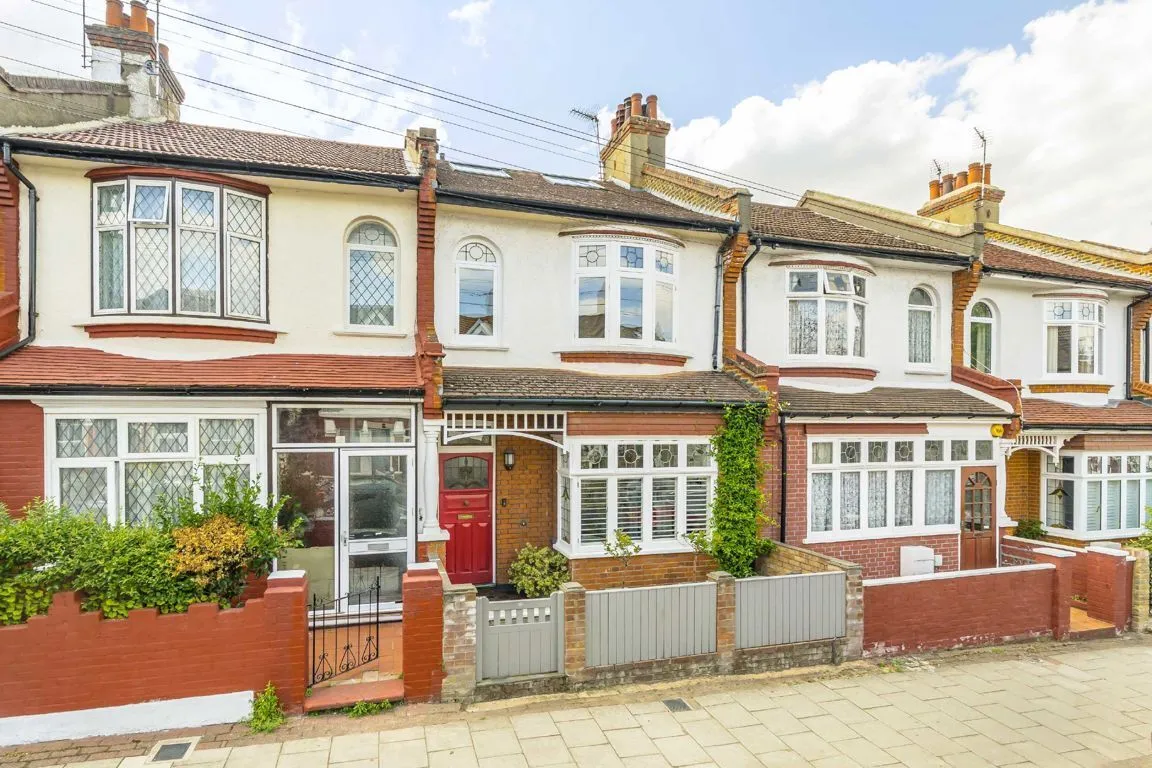 4 bed house for sale, Brudenell Road, SW17