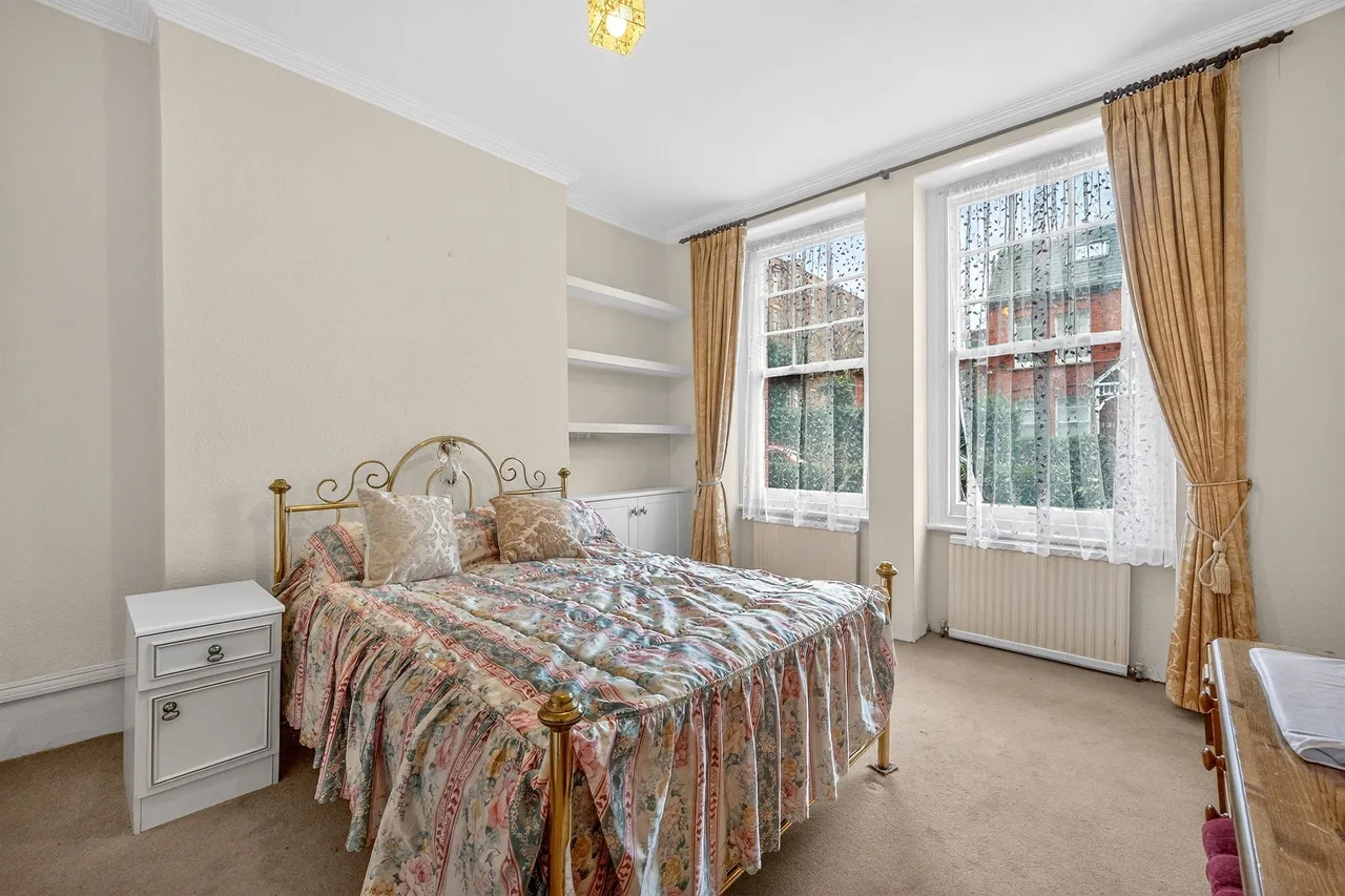 Sutton Court, London, photo 5