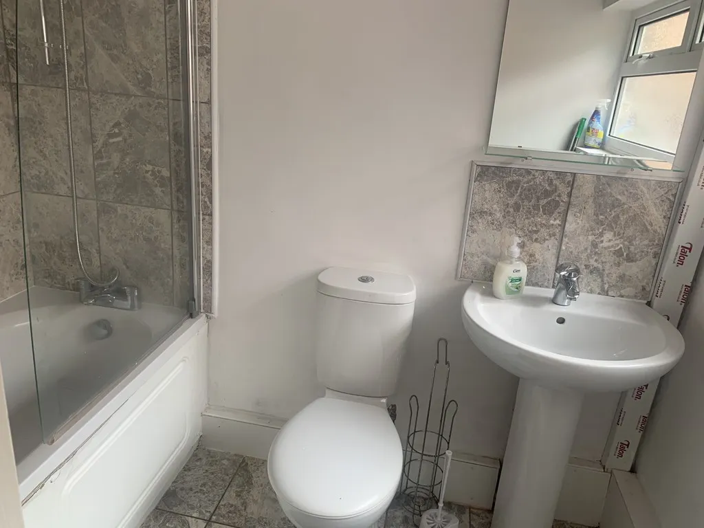 3 Bed Hmo Prime Location, photo 6
