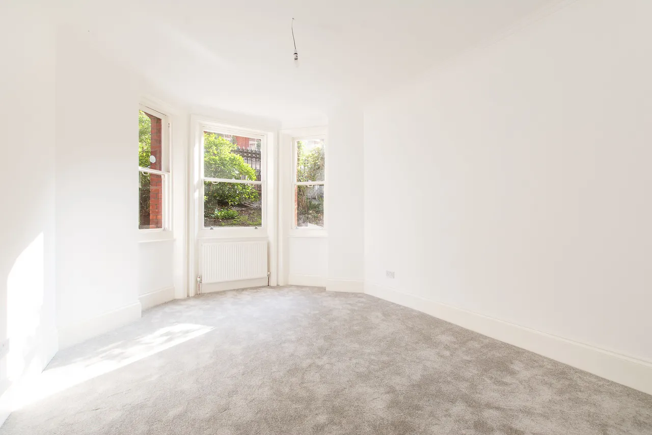 1 Ashley Gardens, Ambrosden Avenue, London, photo 12