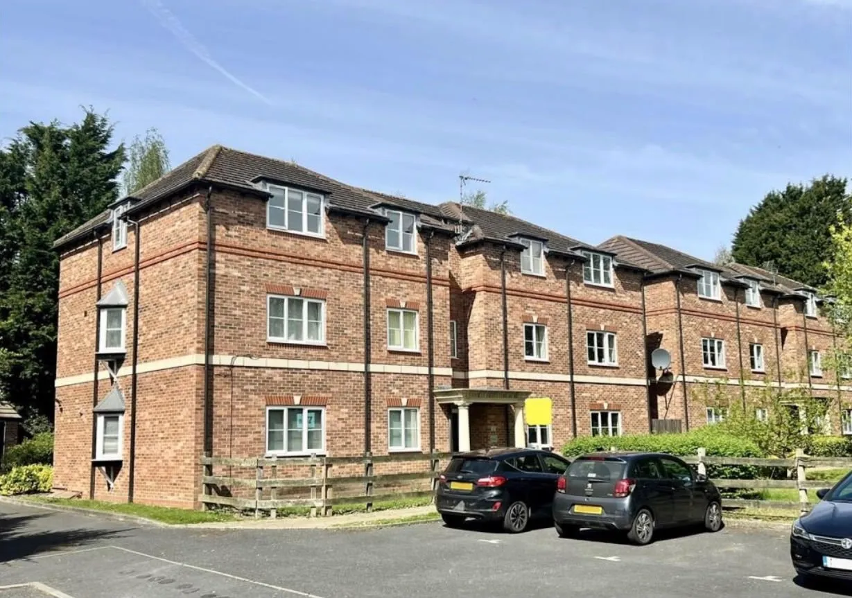 2 bed flat to rent, Hall Green, Birmingham, B28