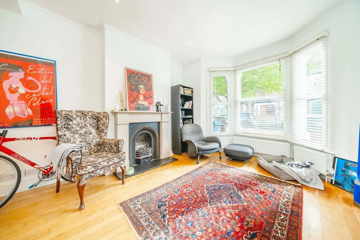 Somerset Road, W4, photo 2