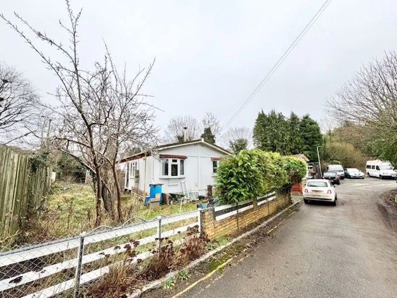 2 bed plot for sale — Rayners Avenue Loudwater, High Wycombe HP10 9SW
