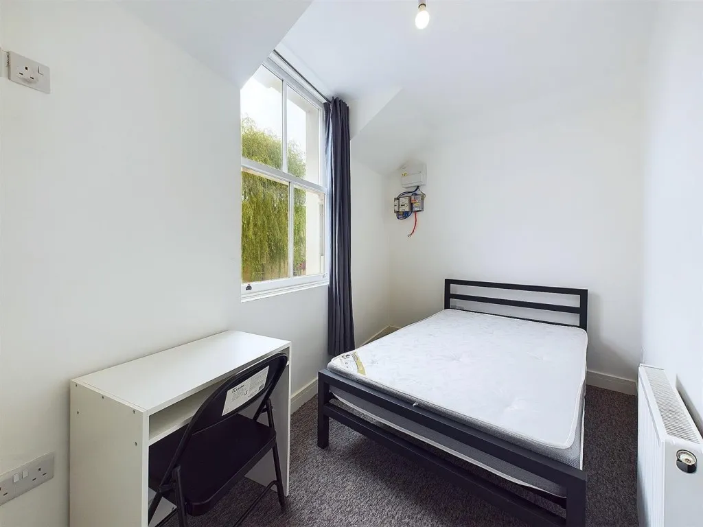 Henbury Road, Westbury-On-Trym, BS9, photo 9