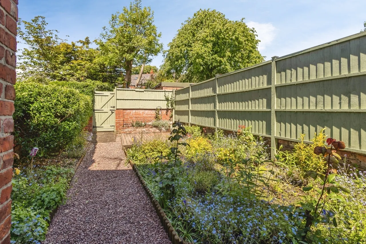 Adswood Lane East, Stockport, Greater Manchester, SK2, photo 21