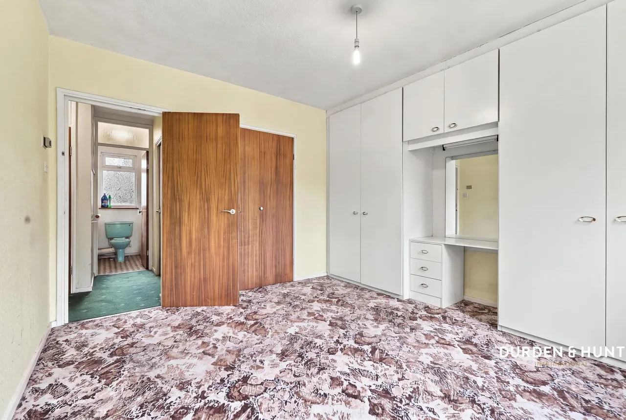 Woodford Road, South Woodford, E18, photo 8