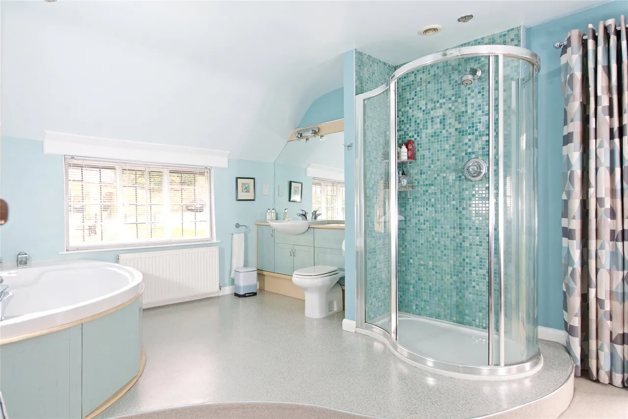 Sutton Street, Flore, NN7, photo 14