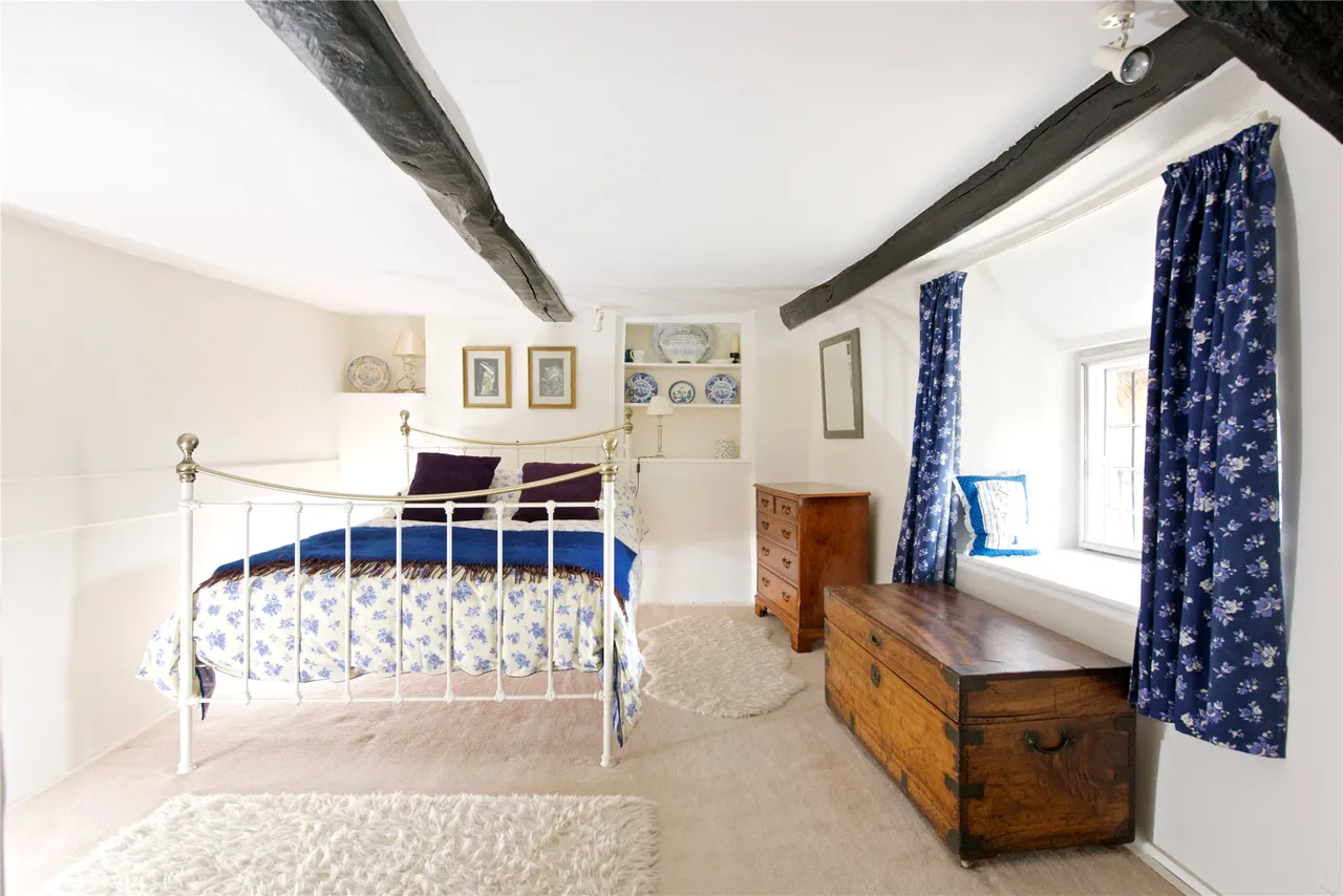 Sutton Street, Flore, NN7, photo 13