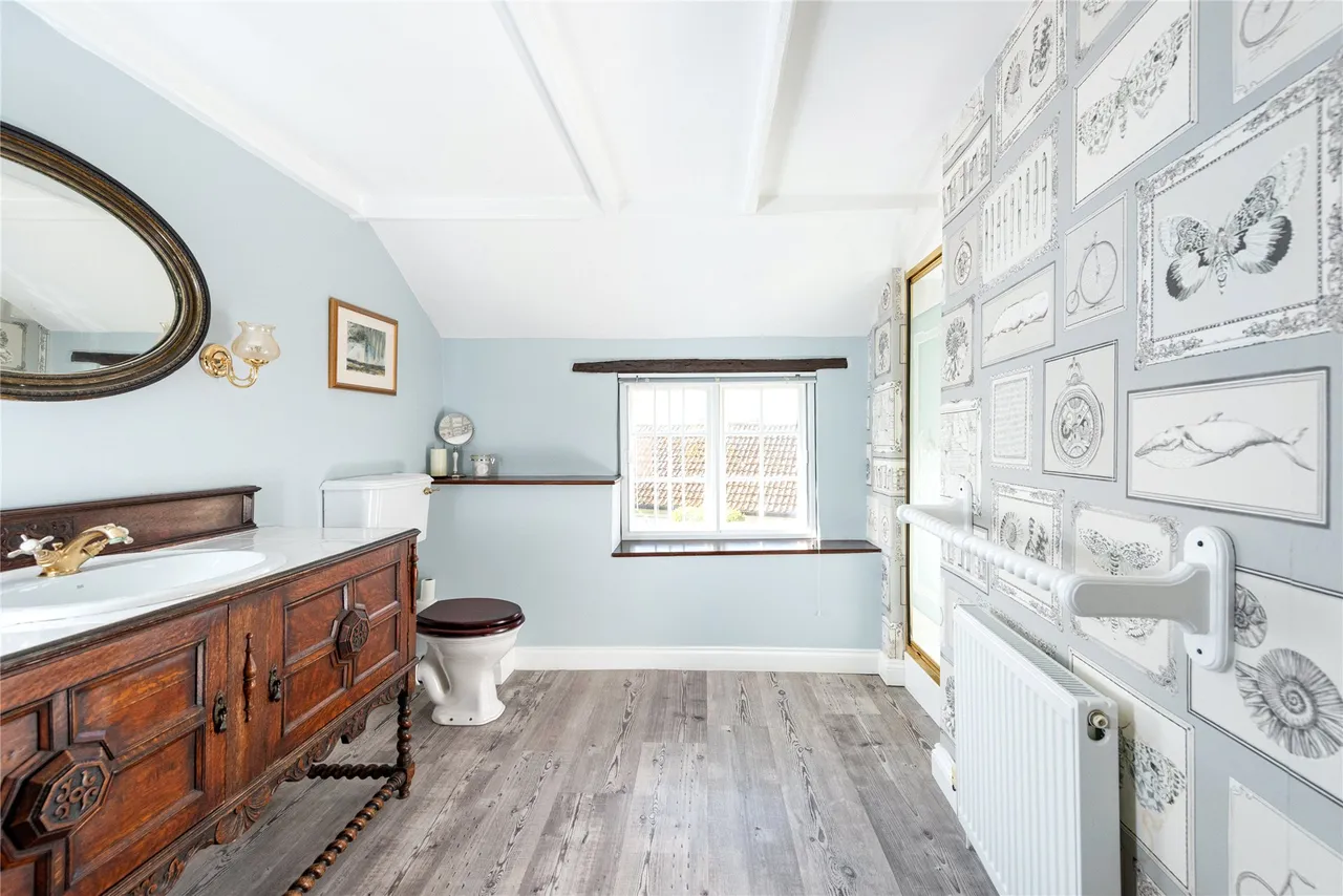 Sutton Street, Flore, NN7, photo 10