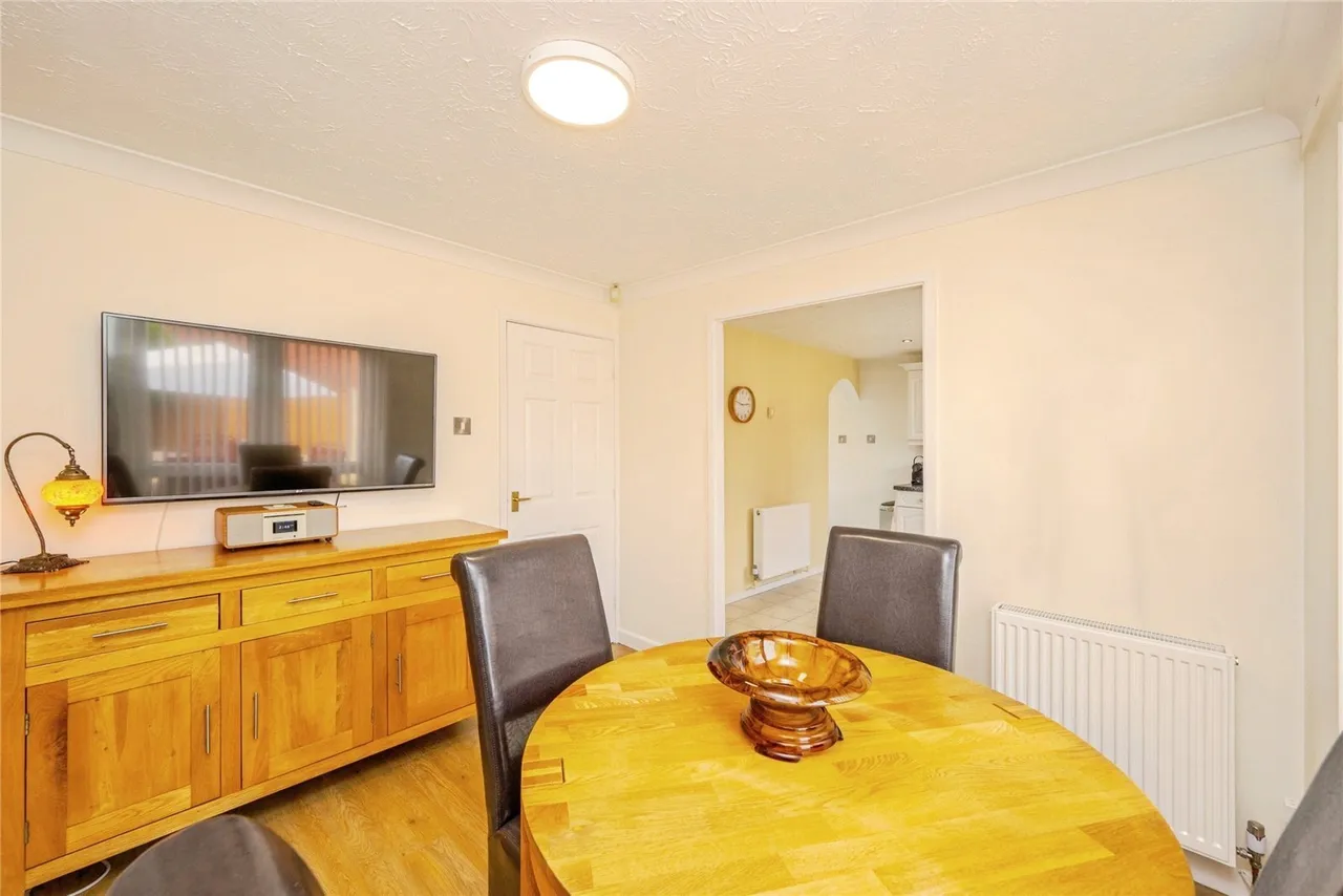 Reedmace, Tamworth, Staffordshire, B77, photo 21