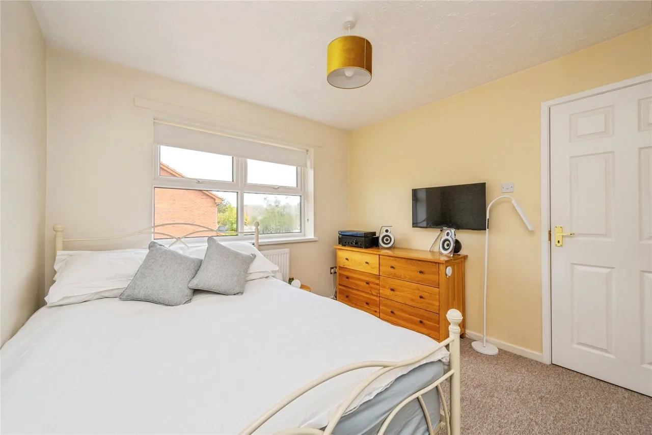 Reedmace, Tamworth, Staffordshire, B77, photo 28