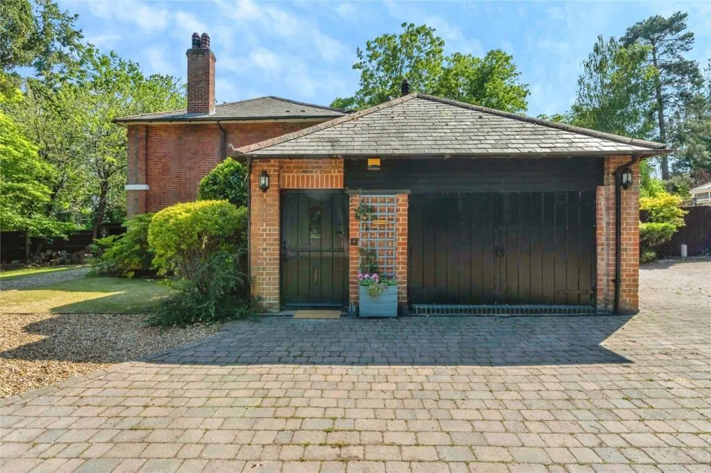 Popeswood Road, Bracknell, RG42, photo 25