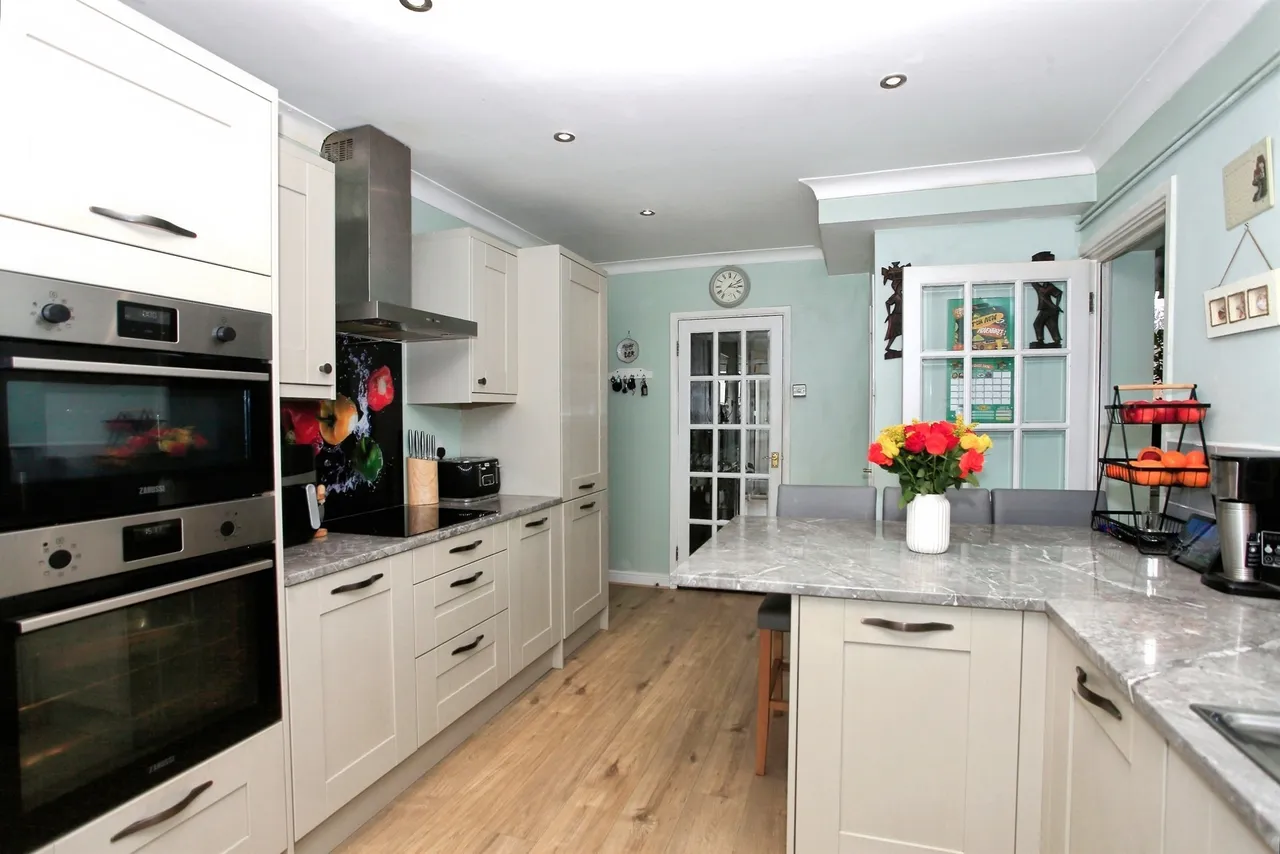Lewes Gardens, Peterborough, PE4, photo 3