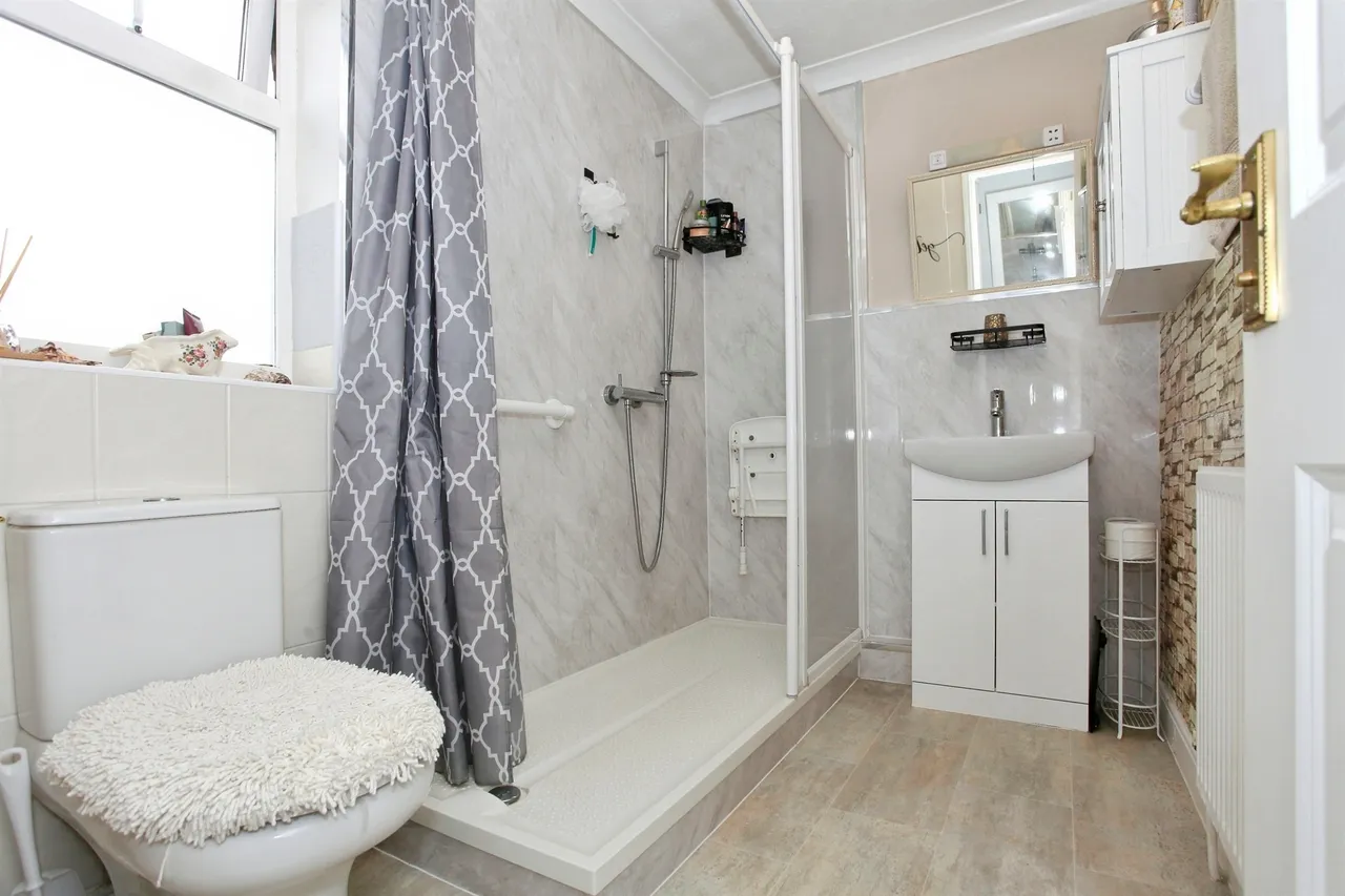 Lewes Gardens, Peterborough, PE4, photo 7