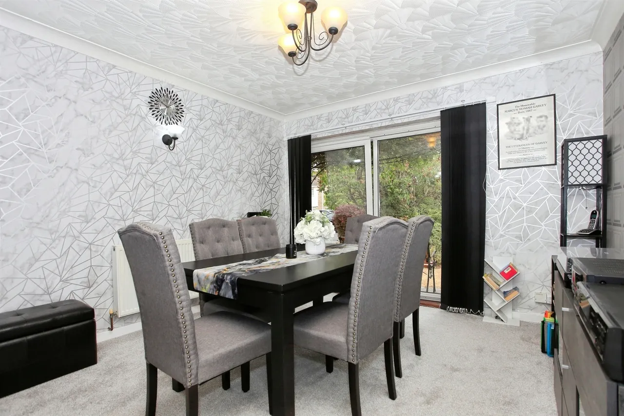 Lewes Gardens, Peterborough, PE4, photo 5