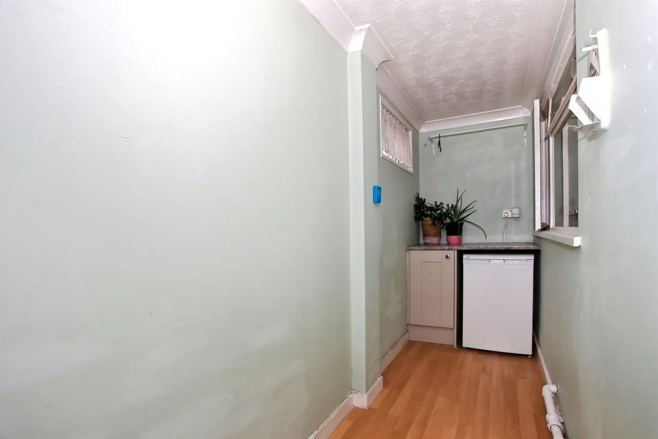 Lewes Gardens, Peterborough, PE4, photo 29