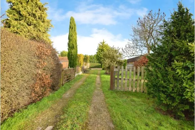 Main Road, Holland Fen, LN4, photo 14