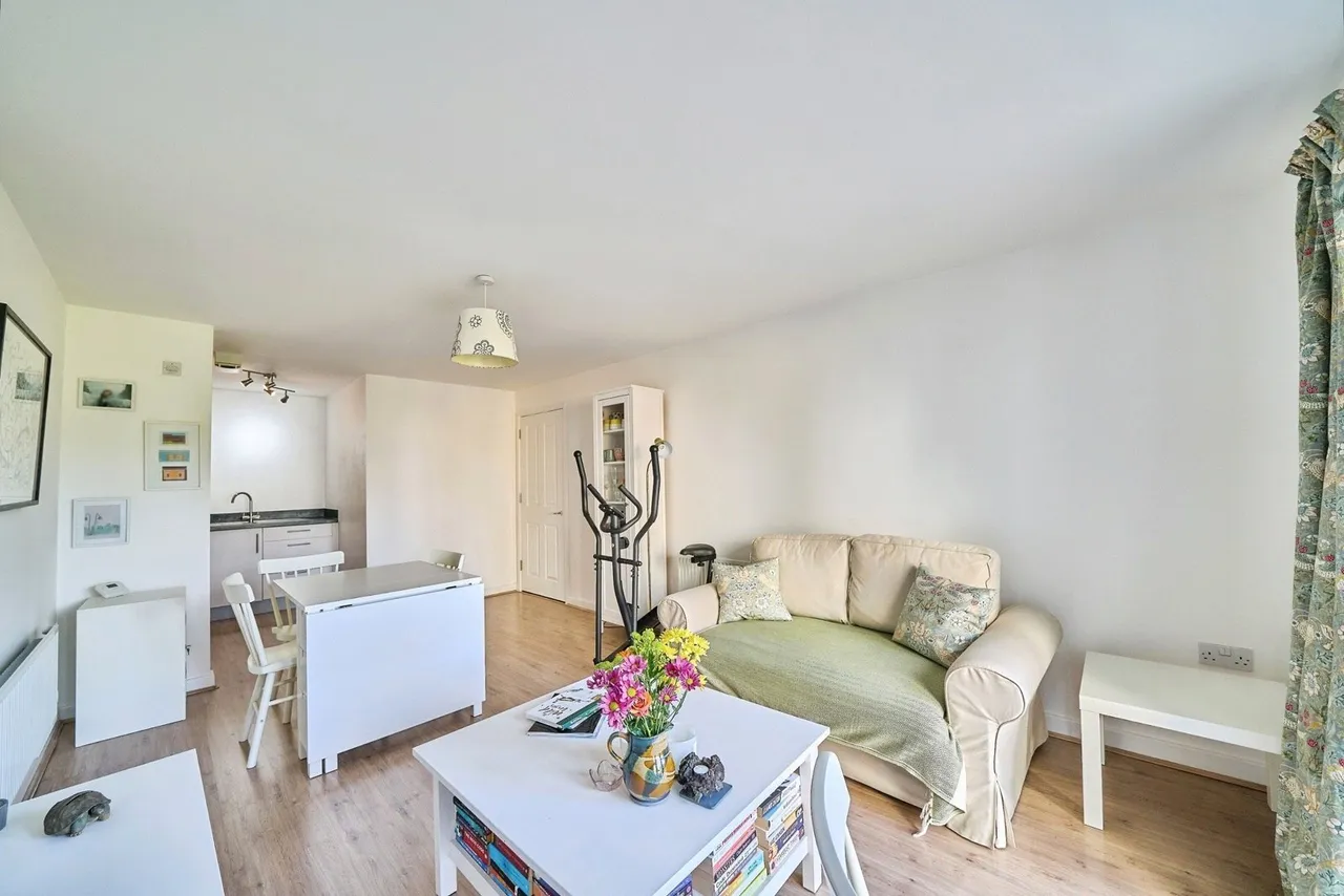 Cottons Approach, Romford, RM7, photo 12