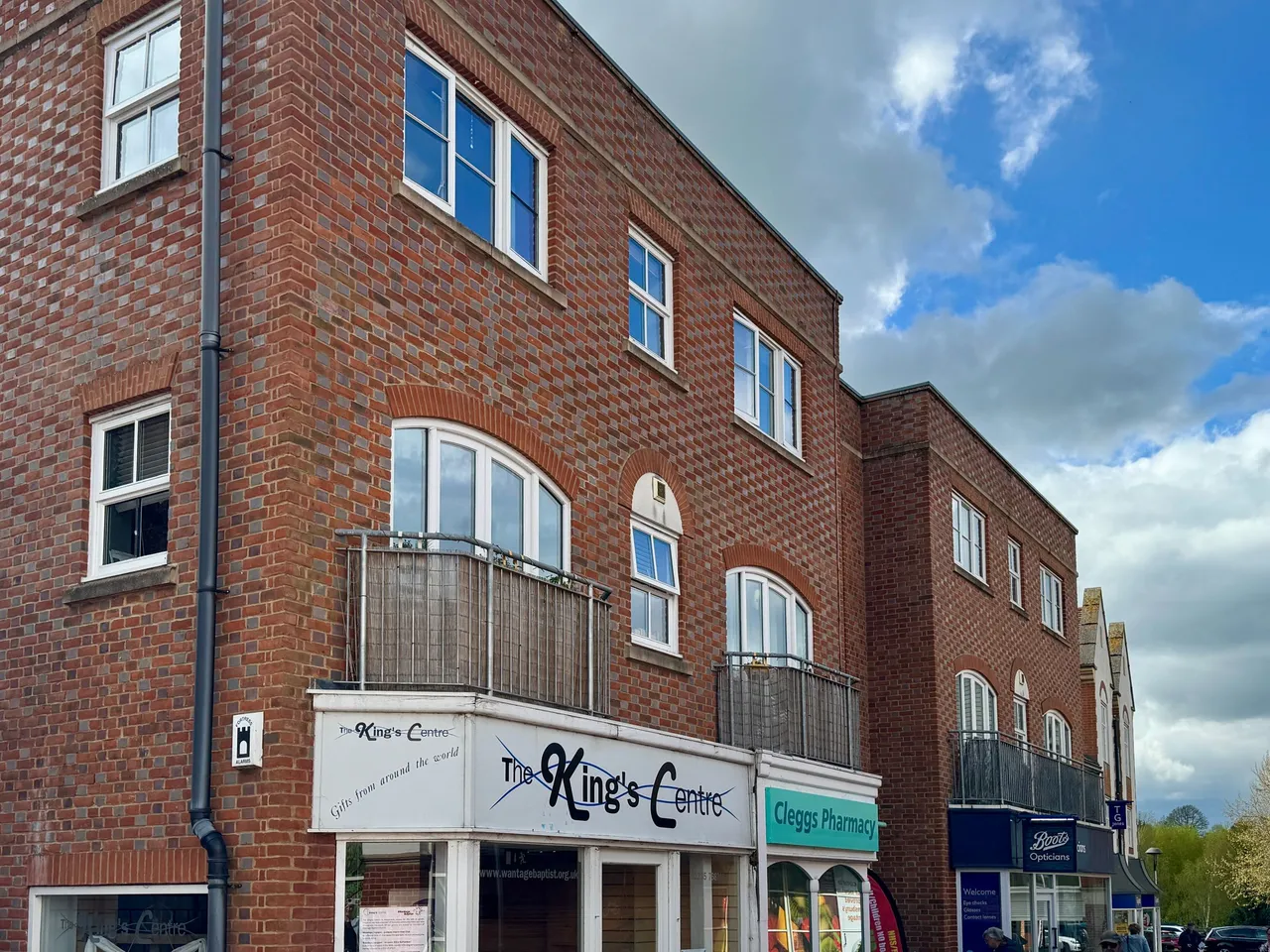 2 bed flat for sale, Limborough Road, Wantage, OX12
