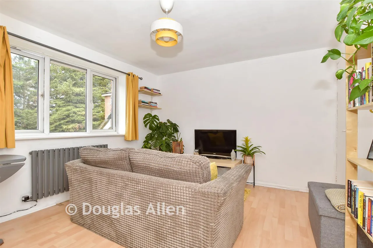 Yunus Khan Close, Walthamstow, E17, photo 4