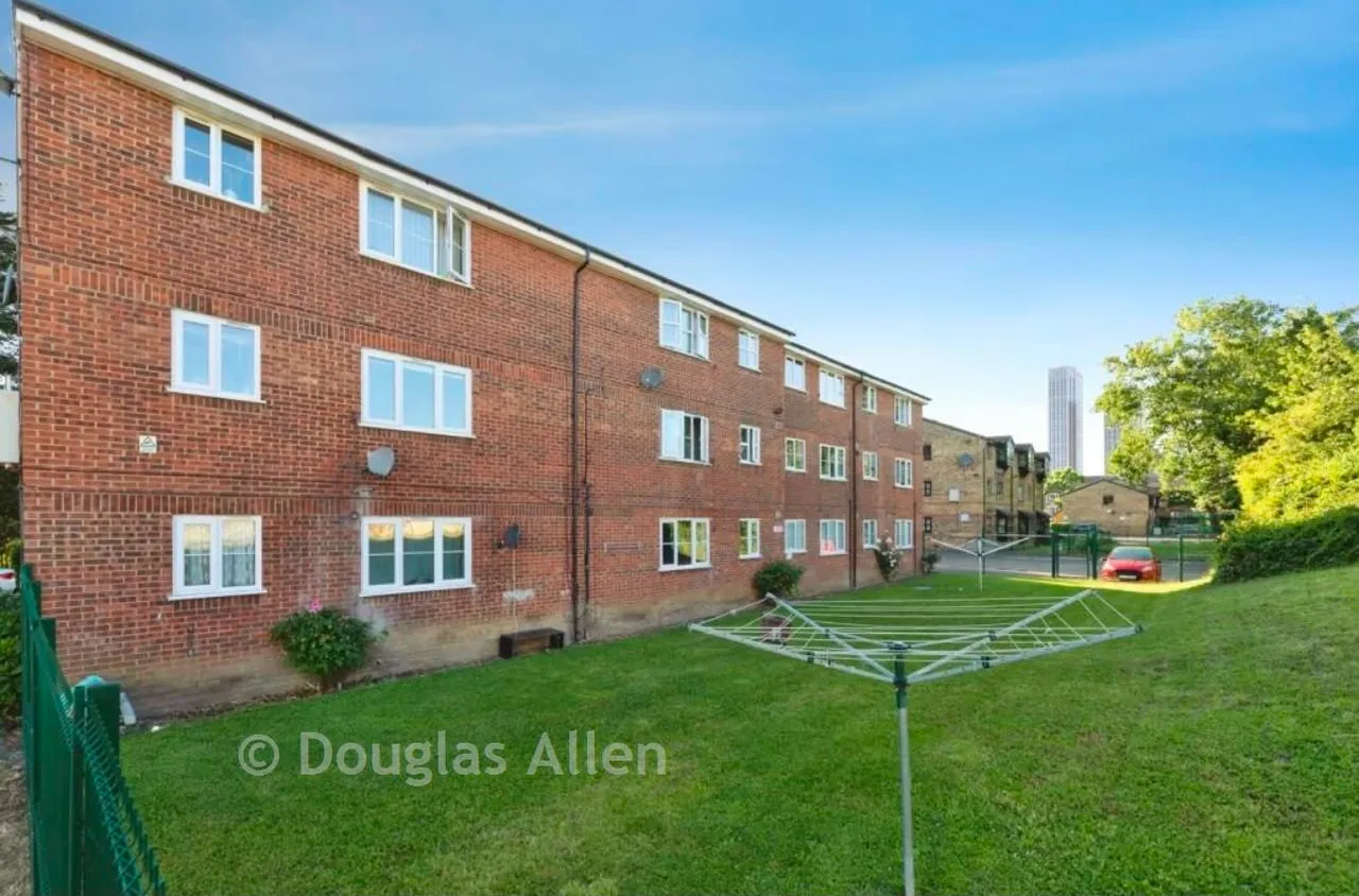 Yunus Khan Close, Walthamstow, E17, photo 8
